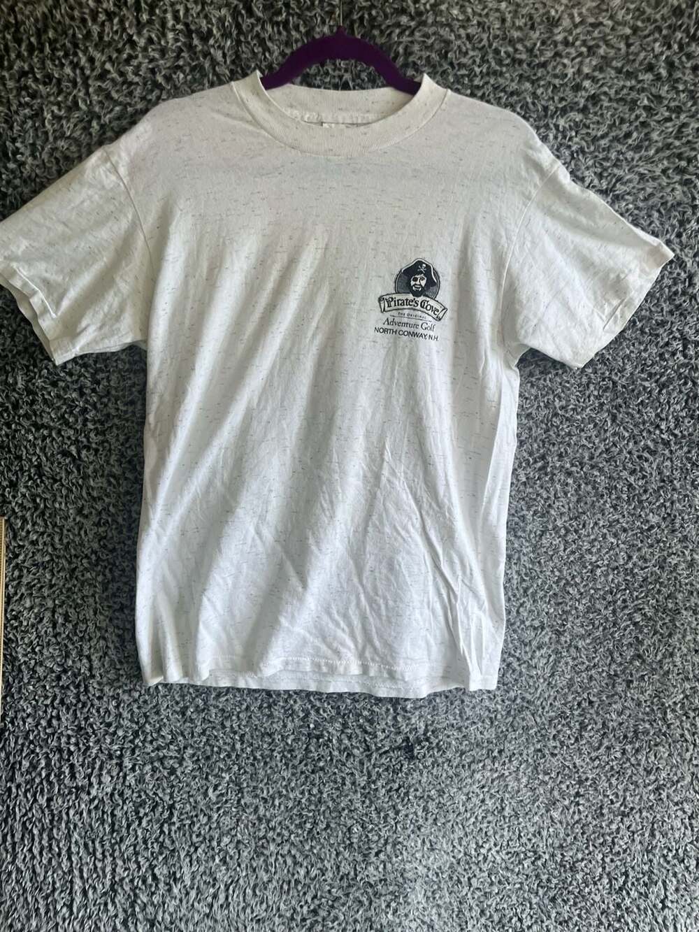 Vintage 90s Oneita Power-T Pirate's Cove Adventure Golf North Conway N.H. Graphi